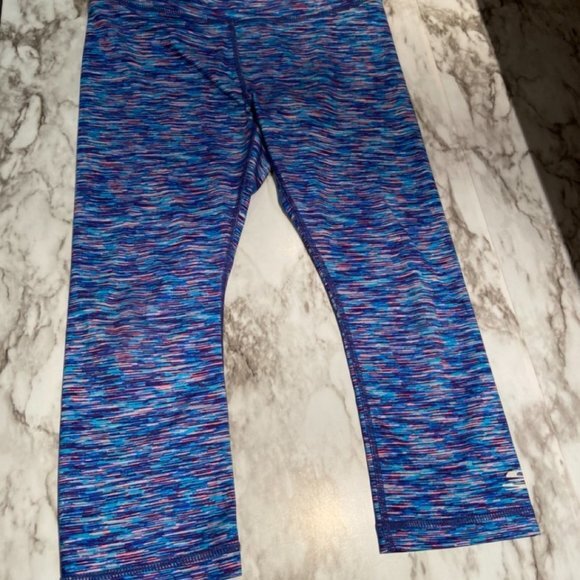 🎀 3 for $25 Sketchers Girl's Yoga Pants Size L (10/12) GUC - Picture 2 of 12